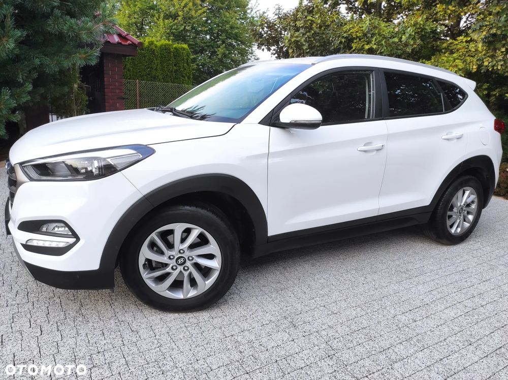 Hyundai Tucson 1.7 CRDI BlueDrive Style 2WD - 9