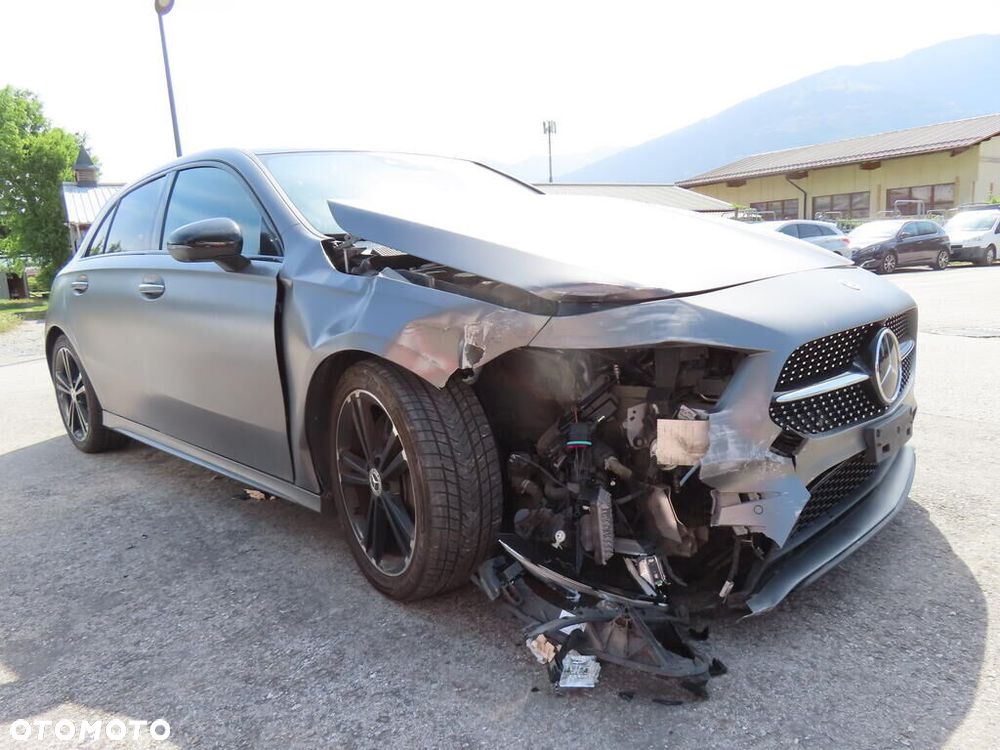 Mercedes-Benz Klasa A 250 7G-DCT AMG Line - 5