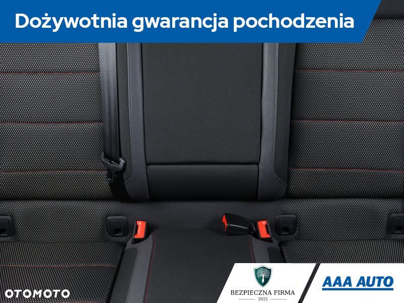 Volkswagen T-Roc - 12