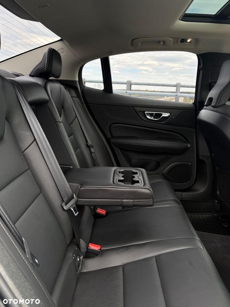 Volvo S60 B5 B Geartronic RDesign - 24