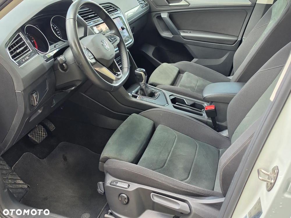 Volkswagen Tiguan 2.0 TDI SCR DSG ACTIVE - 11