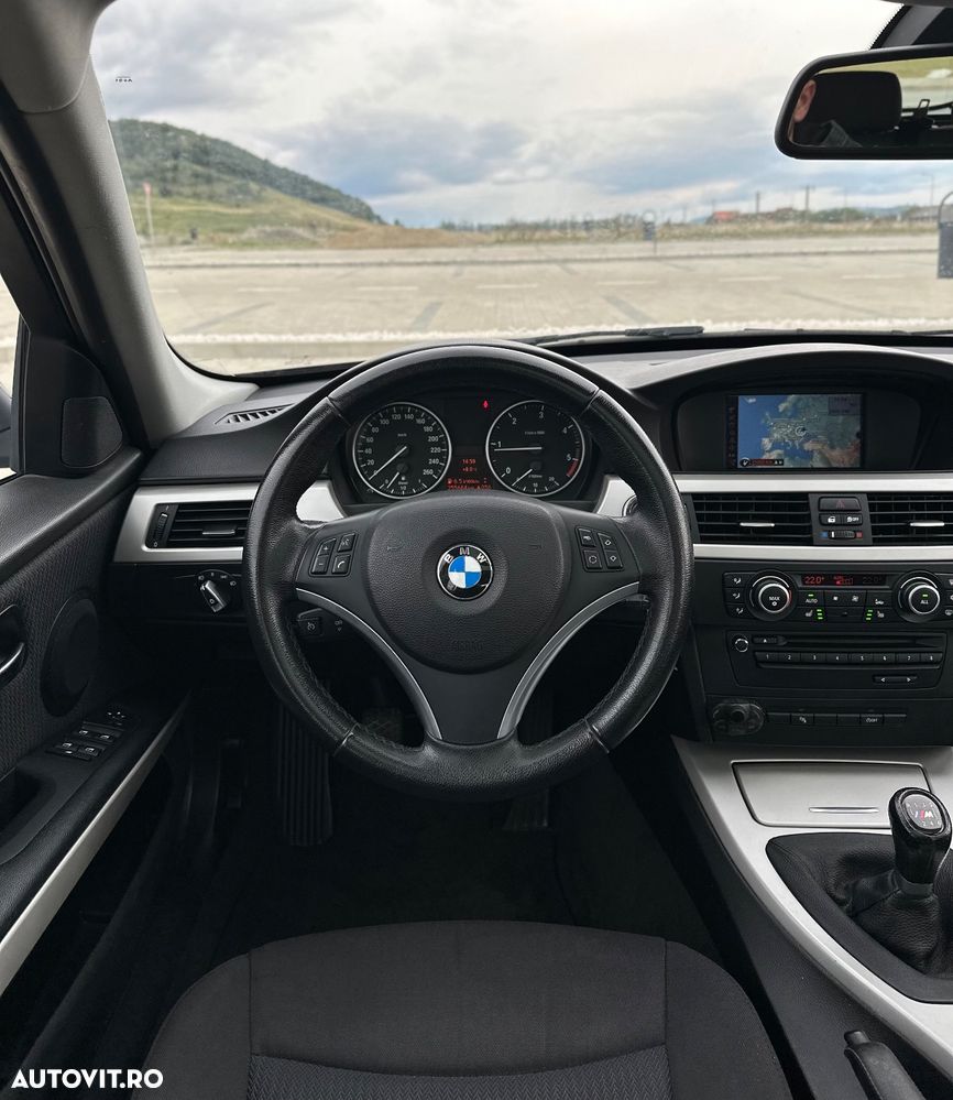 BMW Seria 3 318d - 9