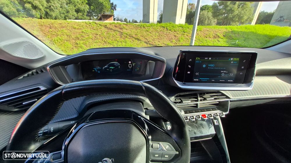 Peugeot e-208 Active - 6