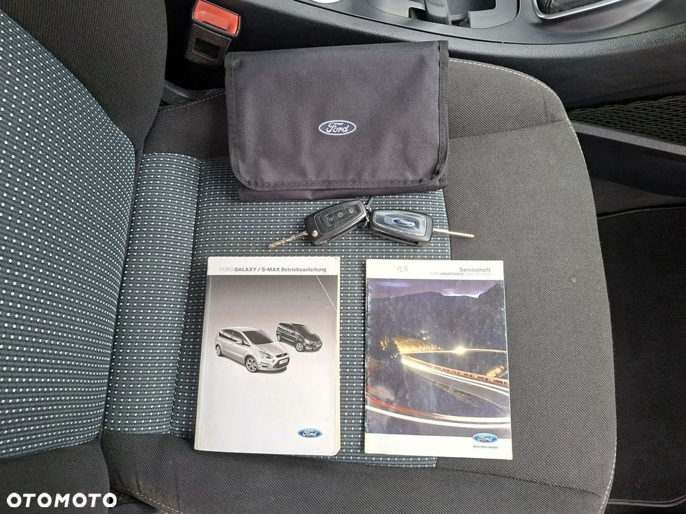 Ford Galaxy - 28
