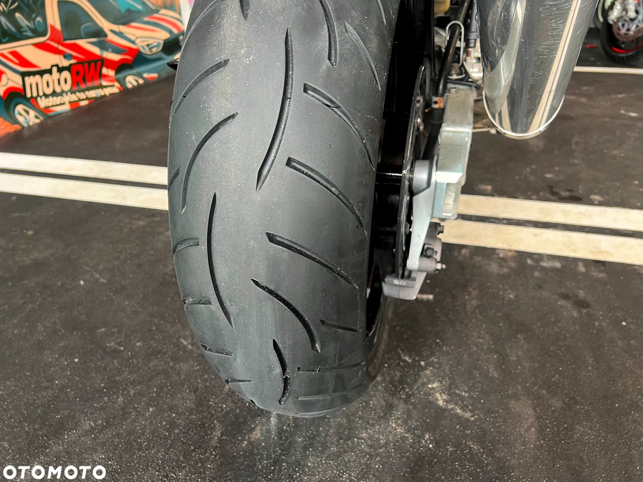 Yamaha FZS - 27