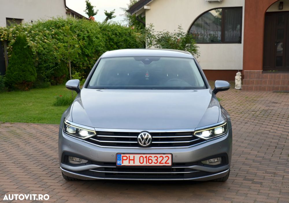 Volkswagen Passat - 17
