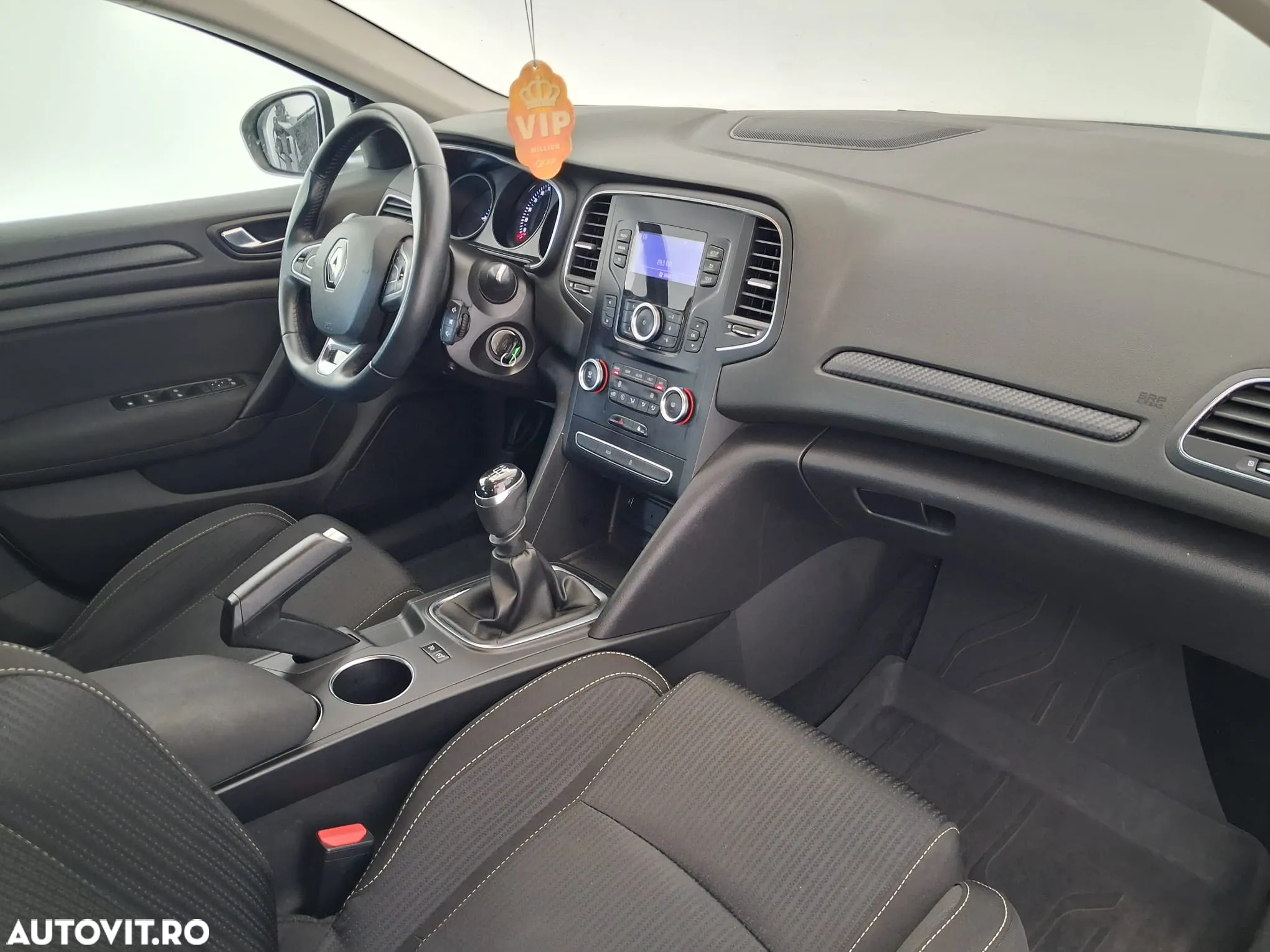Renault Megane Estate TCe GPF Zen - 8