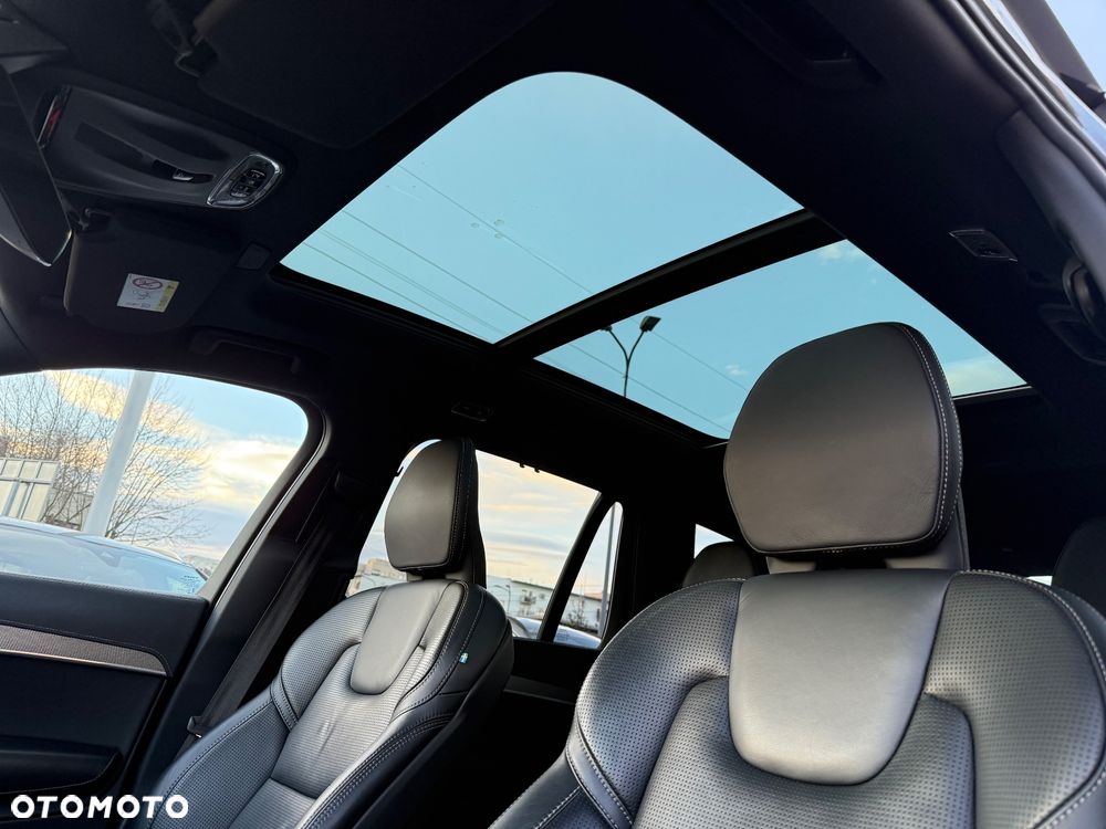 Volvo XC 90 D5 AWD R-Design - 28