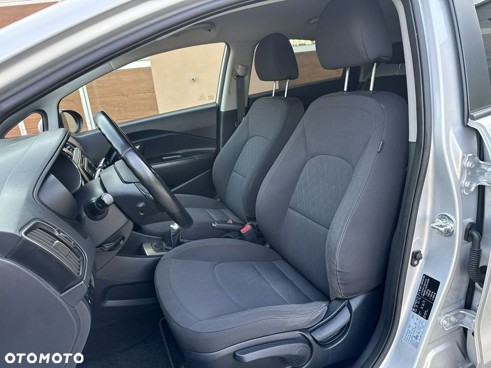 Kia Rio 1.2 M - 18