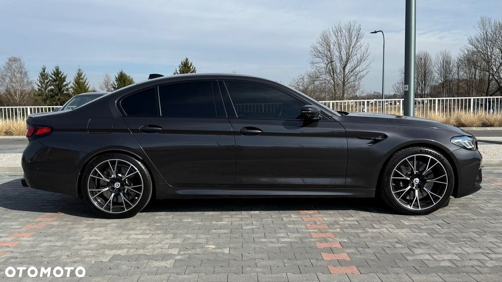 BMW M5 Competition - 11