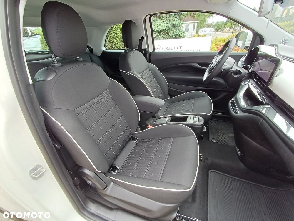 Fiat 500e - 32