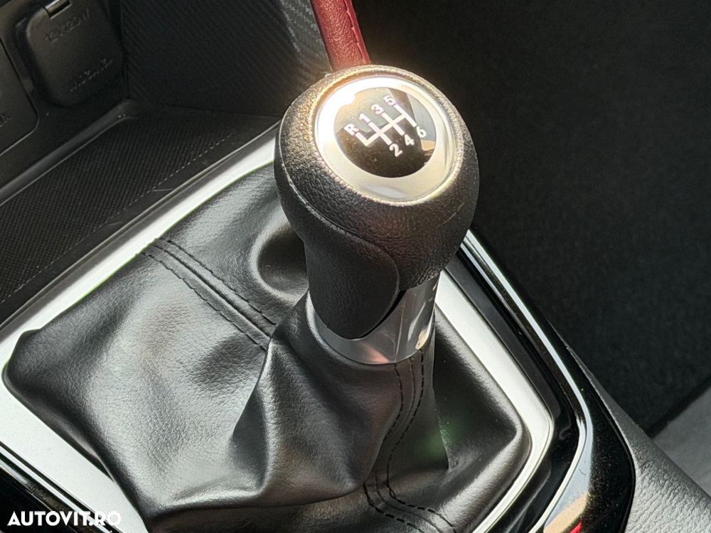 Mazda CX-3 SKYACTIV-D 105 FWD Exclusive-Line - 35