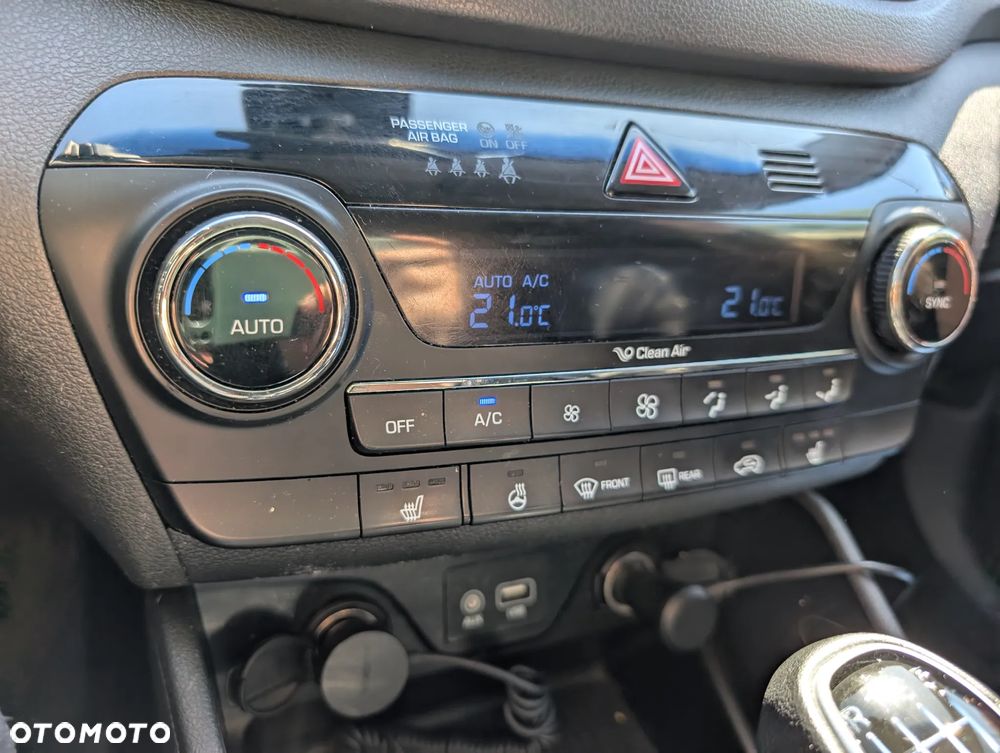 Hyundai Tucson 1.6 GDI BlueDrive Style 2WD - 11