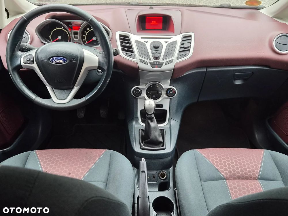Ford Fiesta 1.25 Titanium - 8