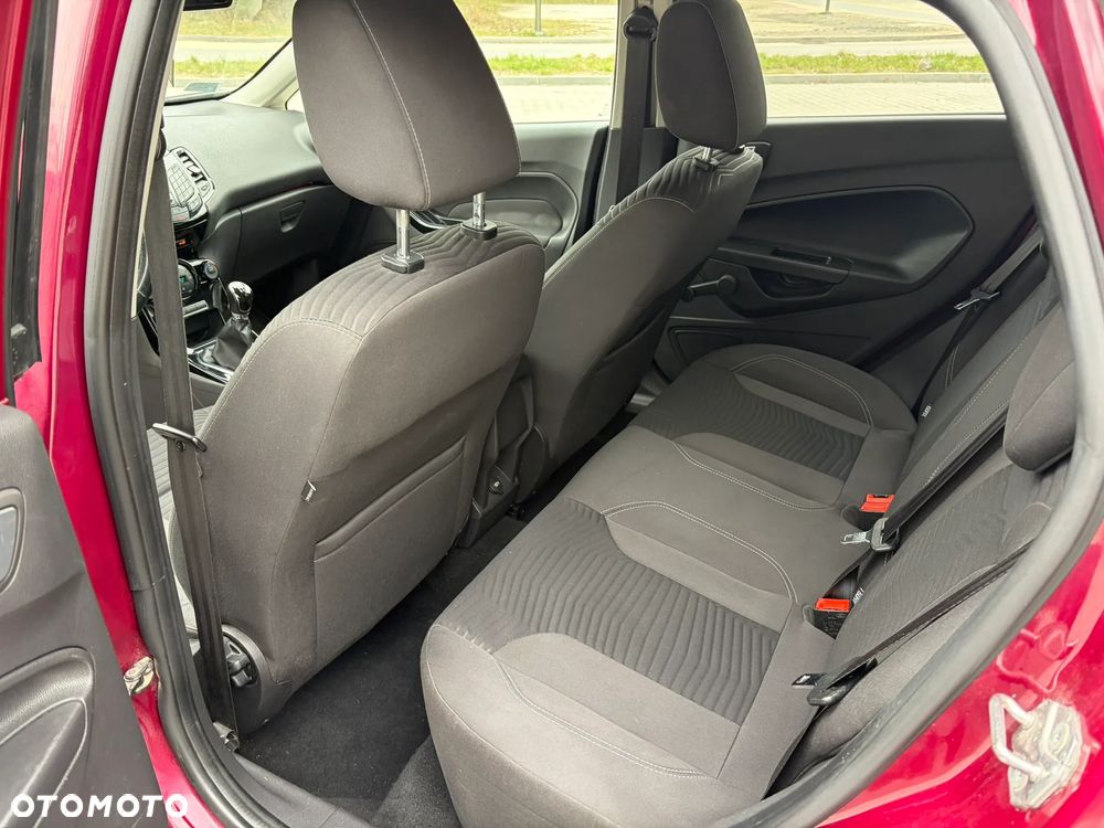 Ford Fiesta - 9