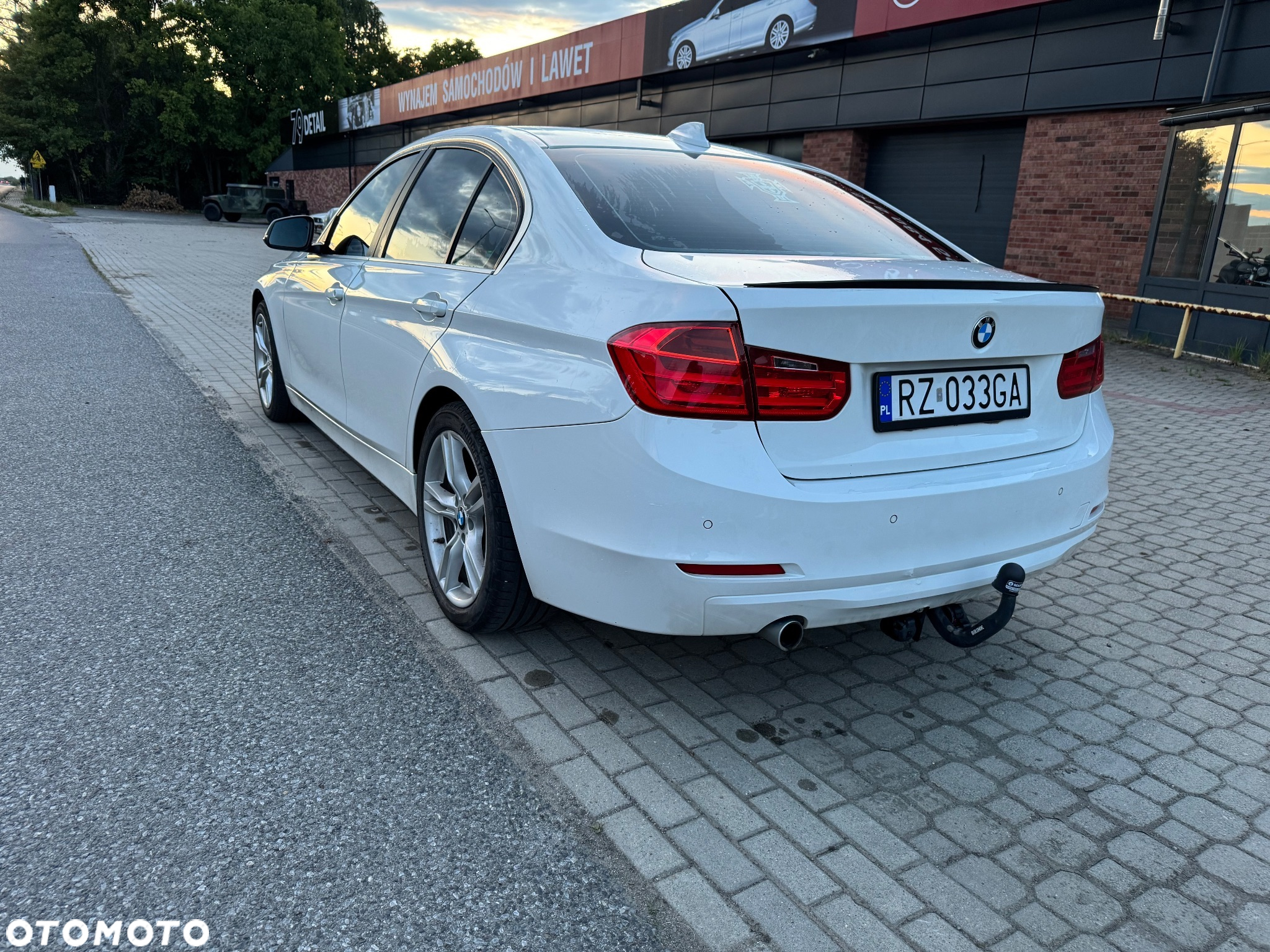 BMW Seria 3 316d - 4