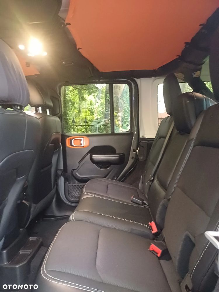 Jeep Wrangler 2.0 T-GDI Hardtop AWD Automatik Sport - 10