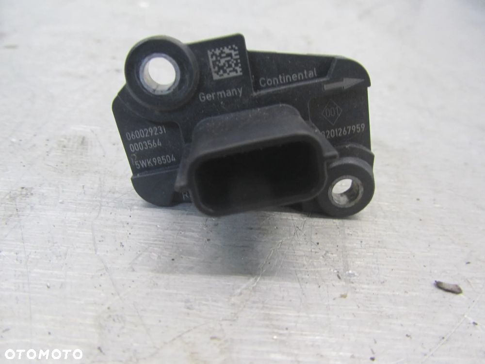 Przepływomierz Powietrza 8201267959 Renault Trafic III-Vivaro B 2014- - 2