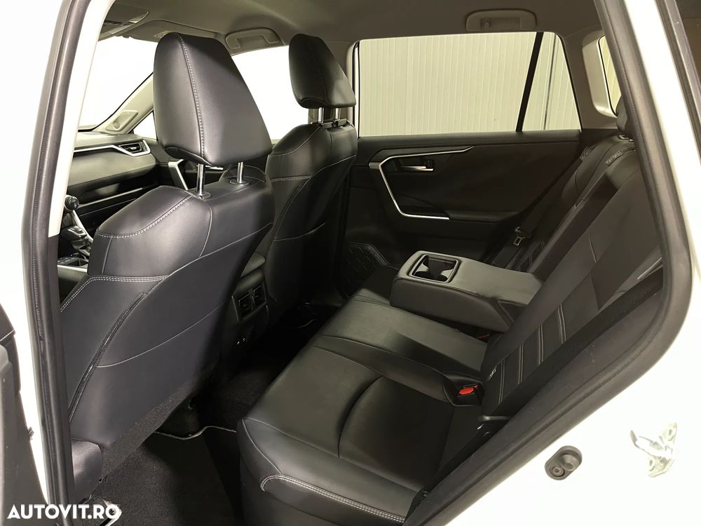 Toyota RAV4 2.5 VVT-iE 4x2 Active - 11