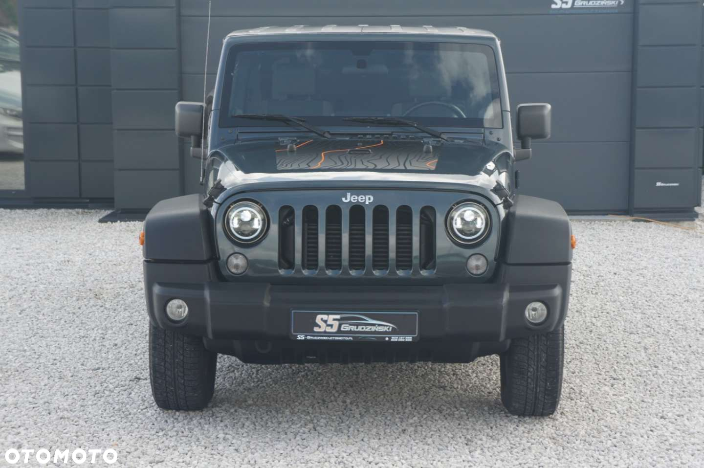 Jeep Wrangler - 3
