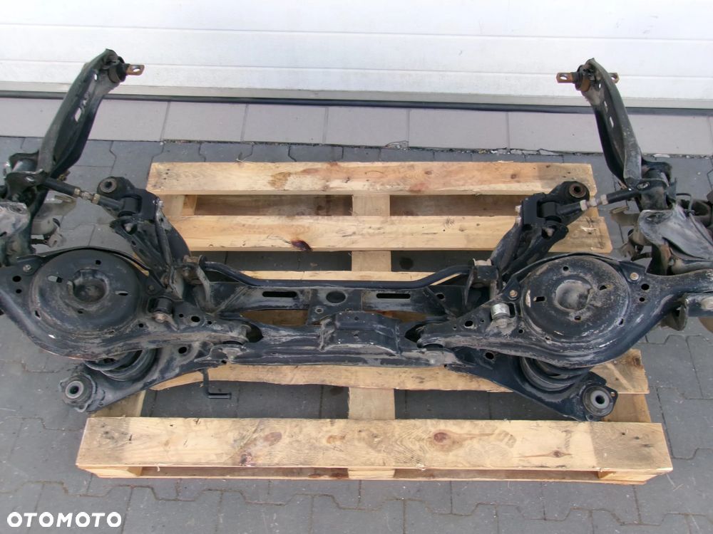 Belka tył oś wózek Mazda VI 6 02-  GG GY - 11