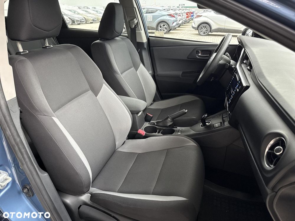 Toyota Auris - 9