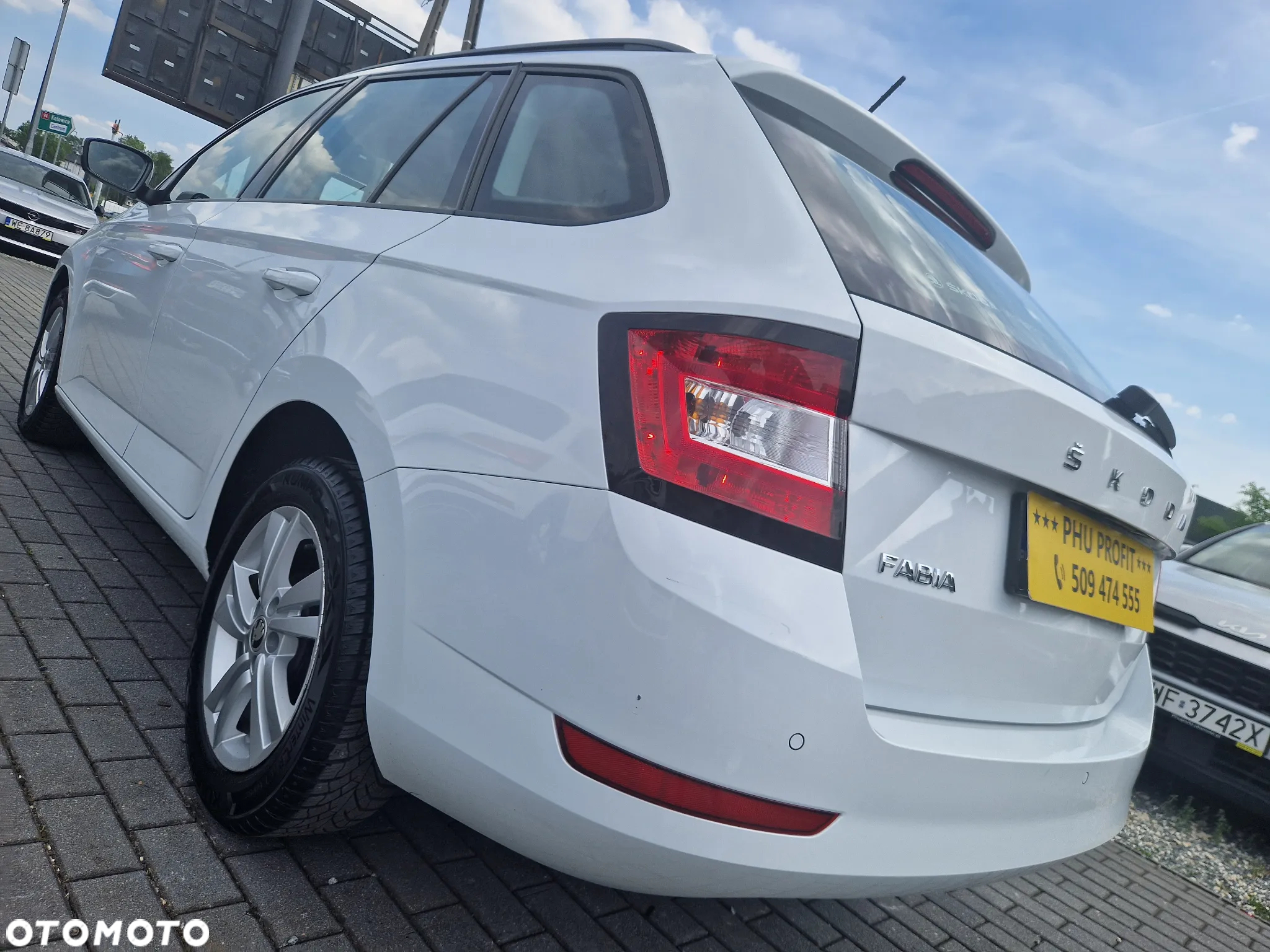 Skoda Fabia 1.0 TSI Ambition Plus - 11