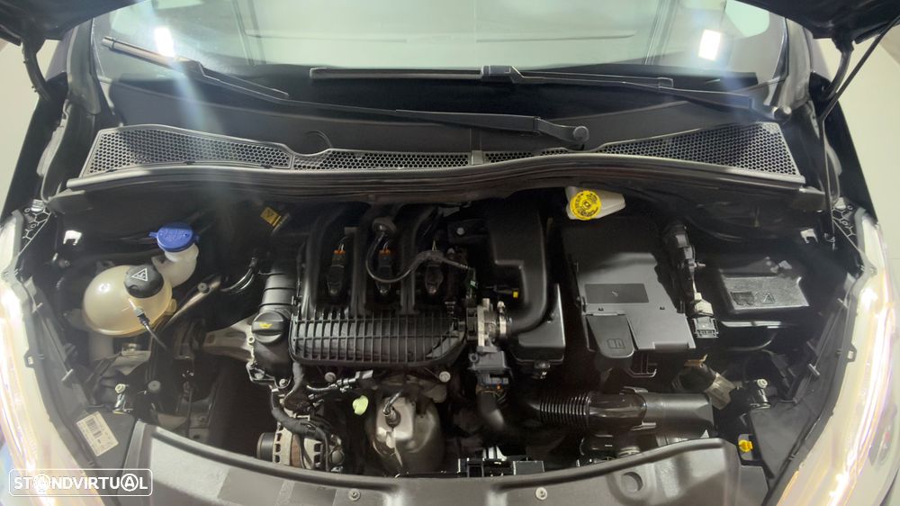 Peugeot 208 1.2 PureTech Signature - 30