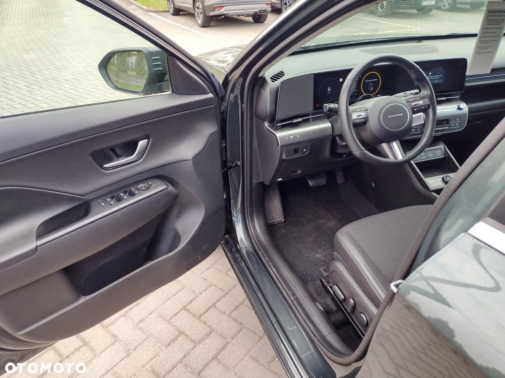 Hyundai Kona 65kWh Executive - 3