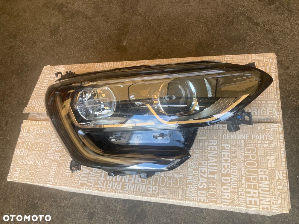 RENAULT MEGANE 4 IV LAMPA PRZEDNIA PRAWA REFLEKTOR PRAWY PRZÓD LED  LEDOWY SOCZEWKA EUROPA 260100767R Wwa - 1