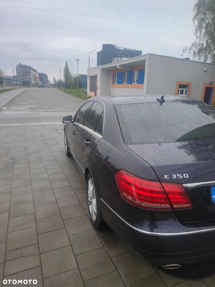 Mercedes-Benz Klasa E 350 4Matic 7G-TRONIC - 5
