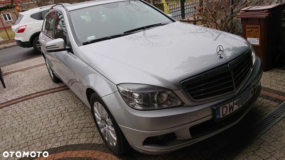 Mercedes-Benz Klasa C 180 Kompressor BlueEFFICIENCY - 2