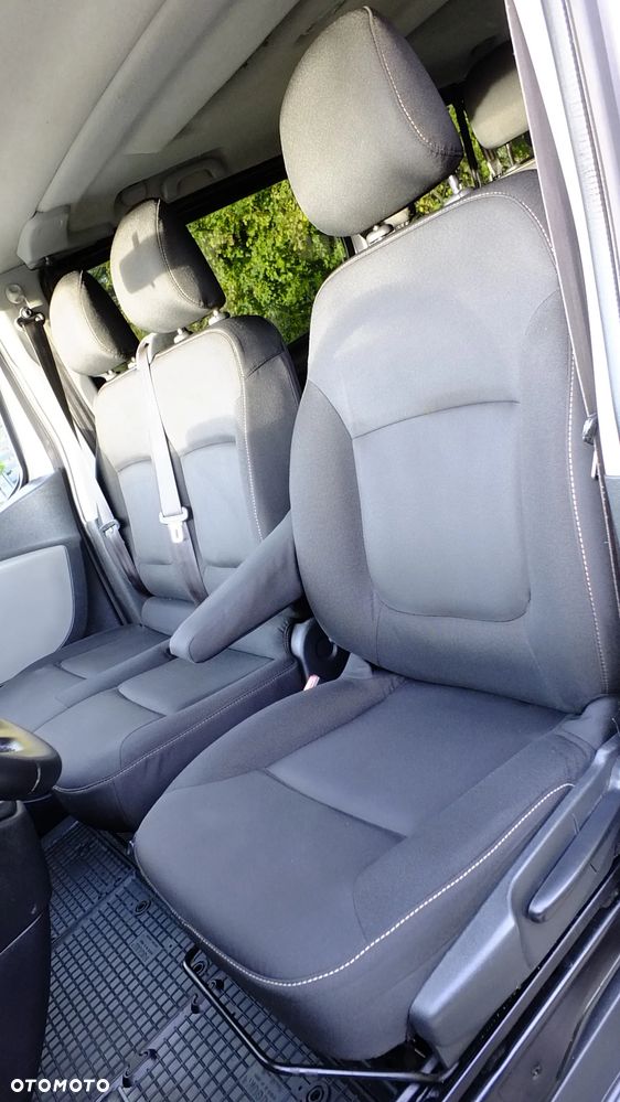 Renault Trafic Grand Passenger 3,0t Pack Clim - 25