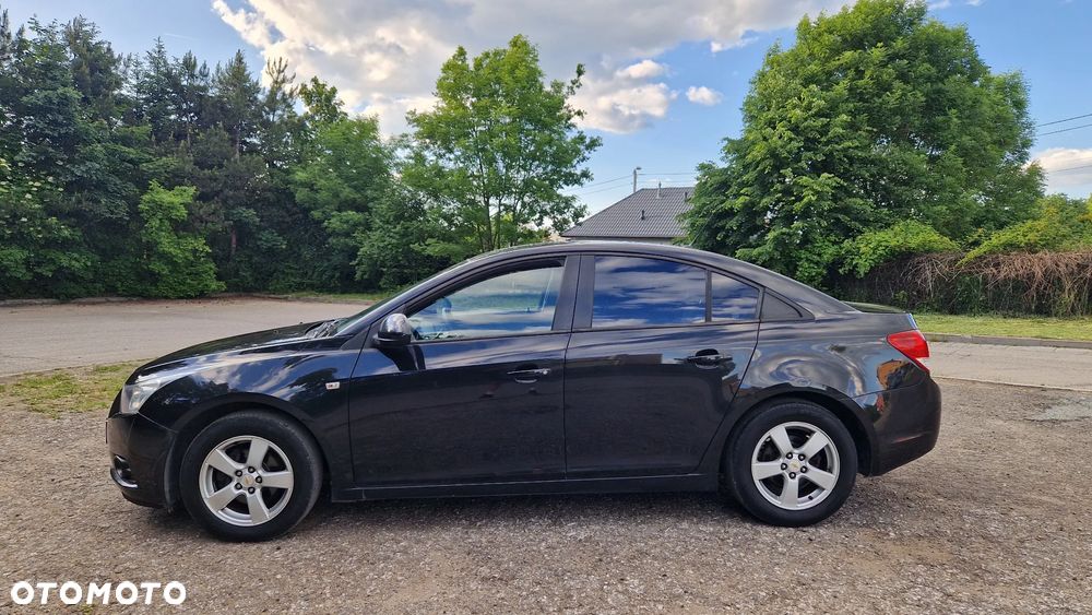 Chevrolet Cruze 1.8 LT+ - 6
