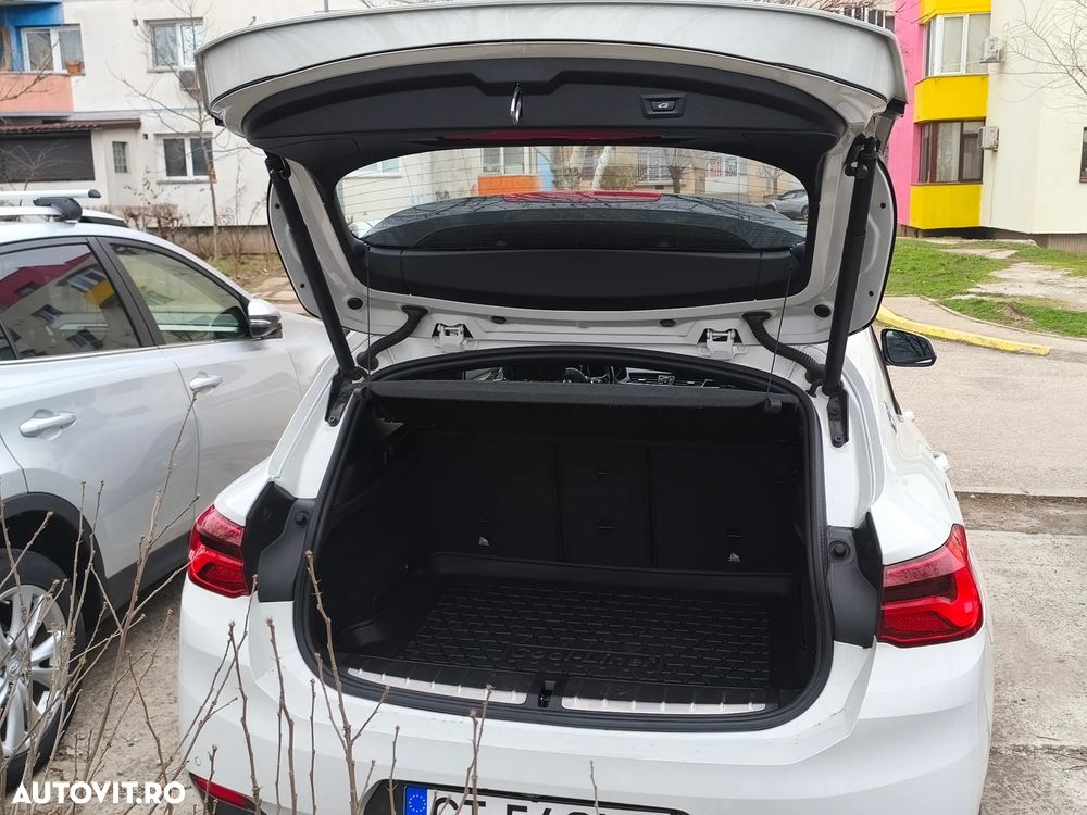 BMW X2 sDrive18d - 13
