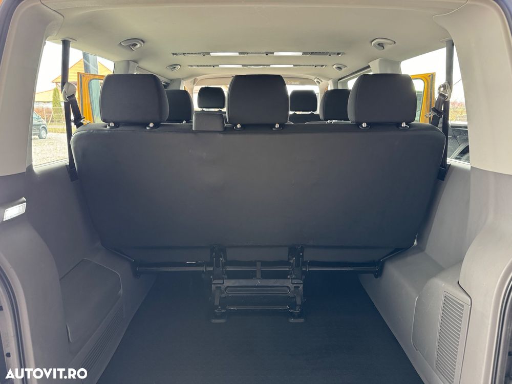 Volkswagen Caravelle T6.1 2.0 TDI 110 kW KR Highline - 21