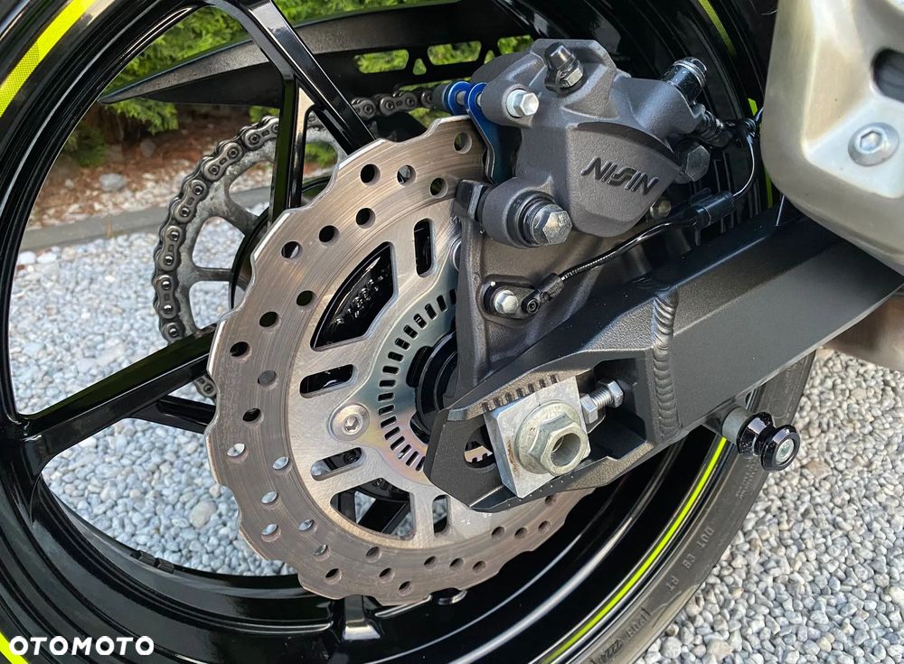 Kawasaki Z 900 - 31