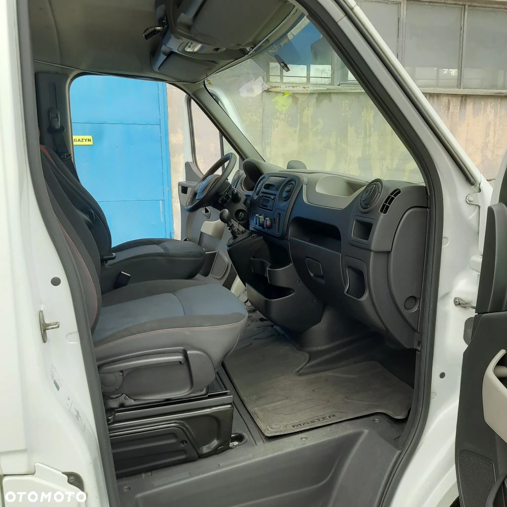 Renault Master - 18