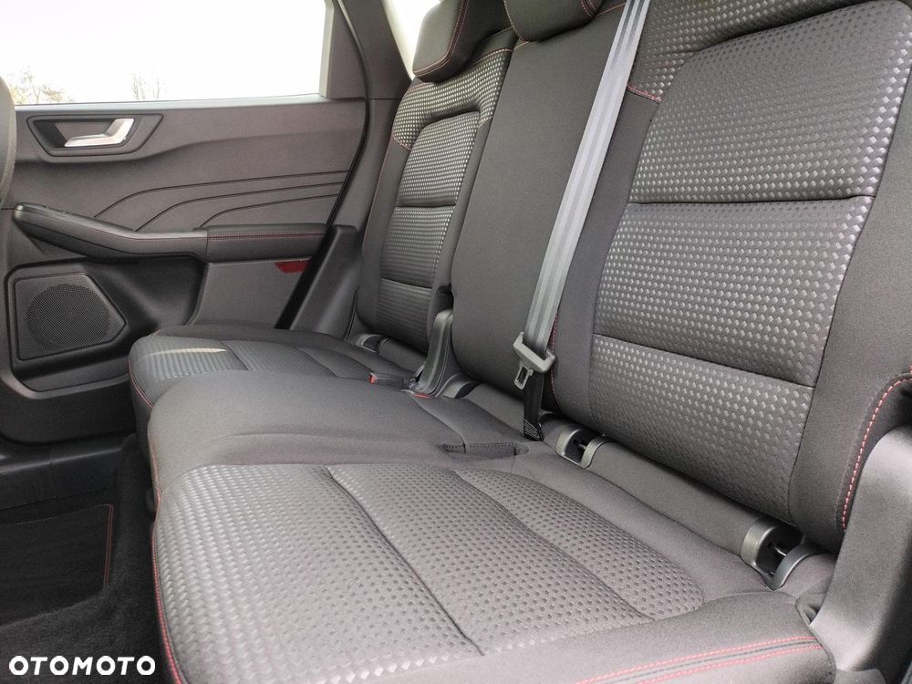 Ford Kuga 1.5 EcoBoost FWD ST-Line X - 27