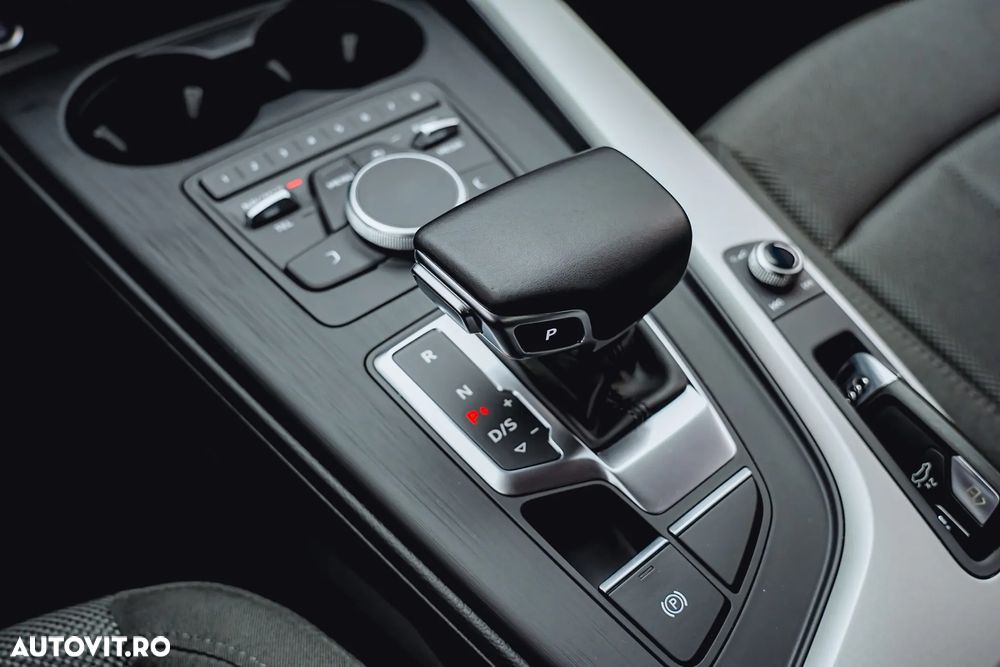 Audi A4 35 TFSI S tronic MHEV Advanced - 18