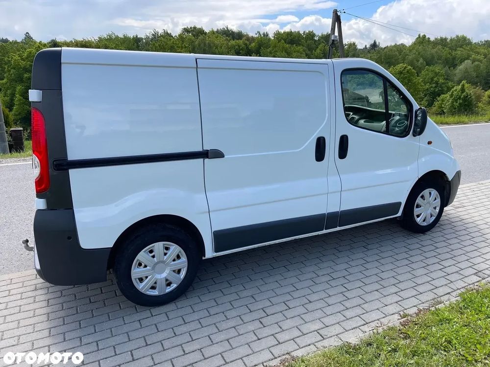 Opel Vivaro - 16