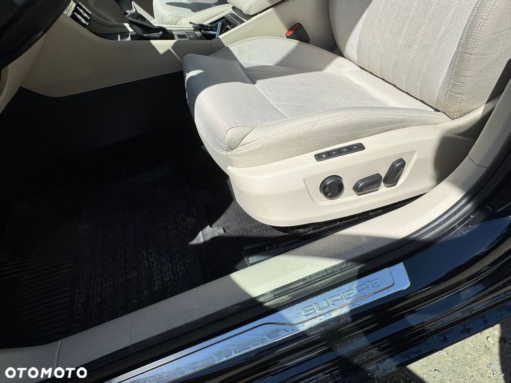 Skoda Superb 1.5 TSI Style DSG - 14