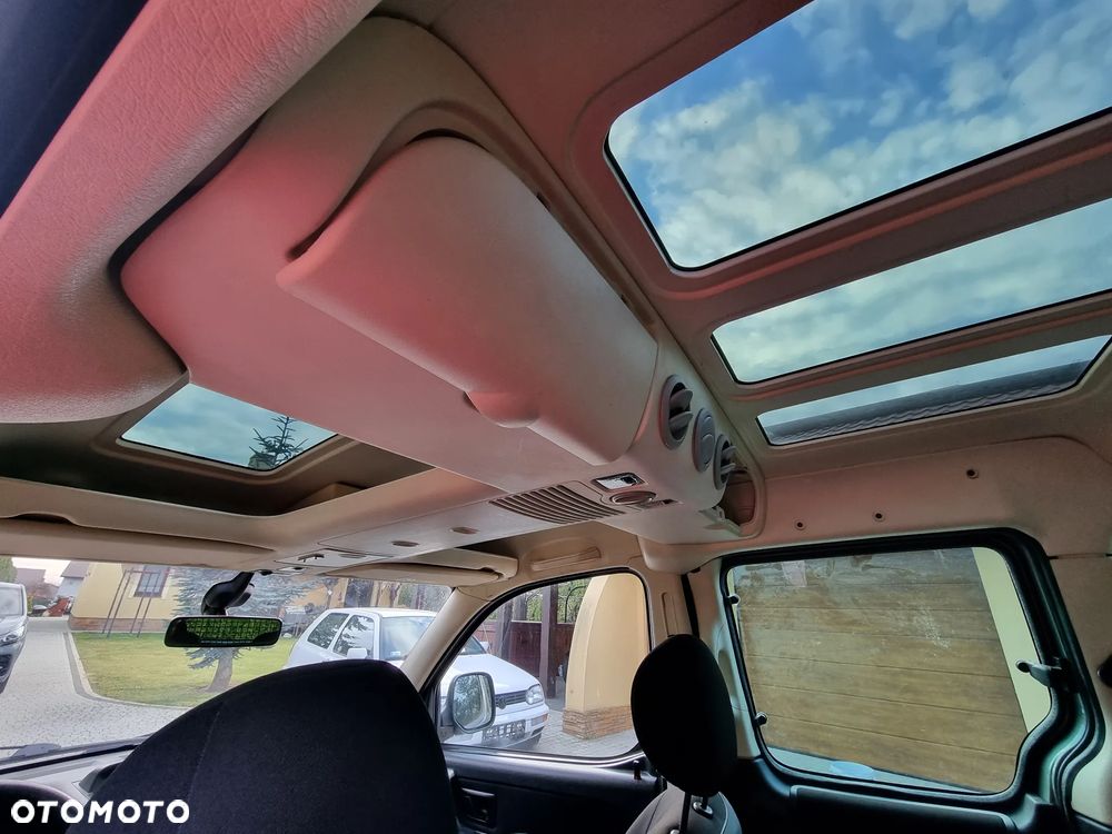 Peugeot Partner - 13