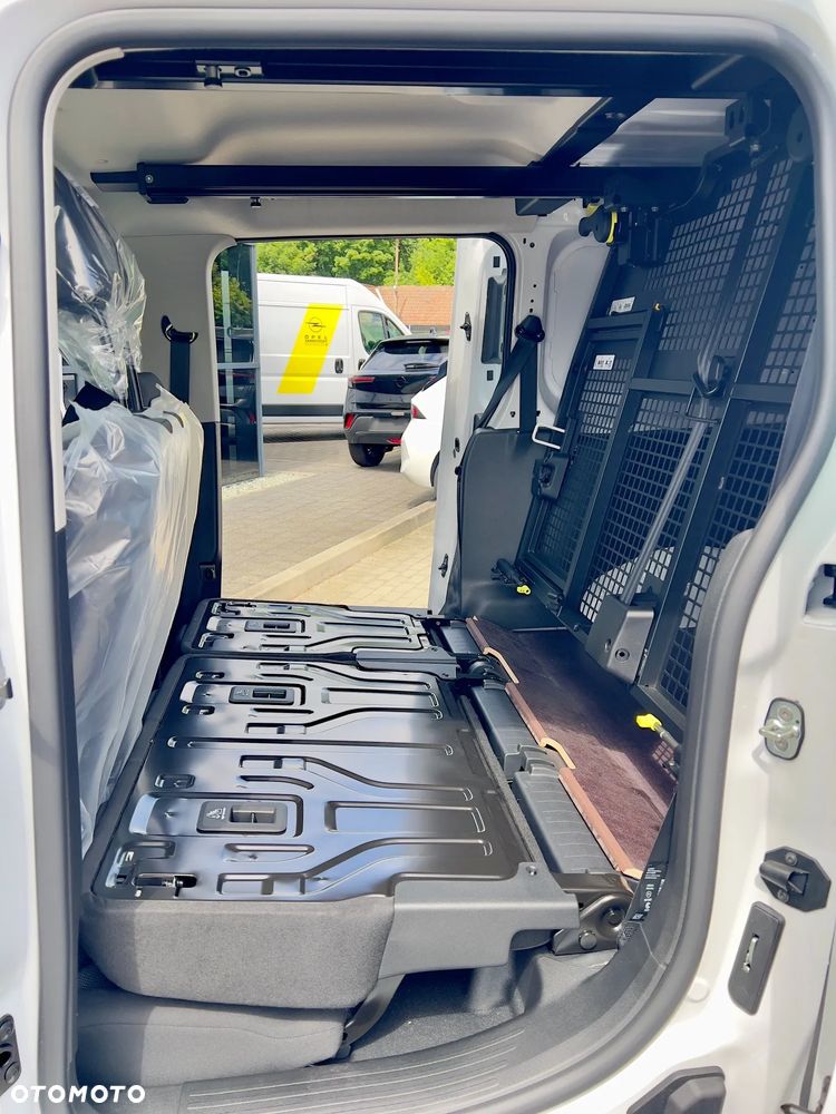 Opel COMBO - 8