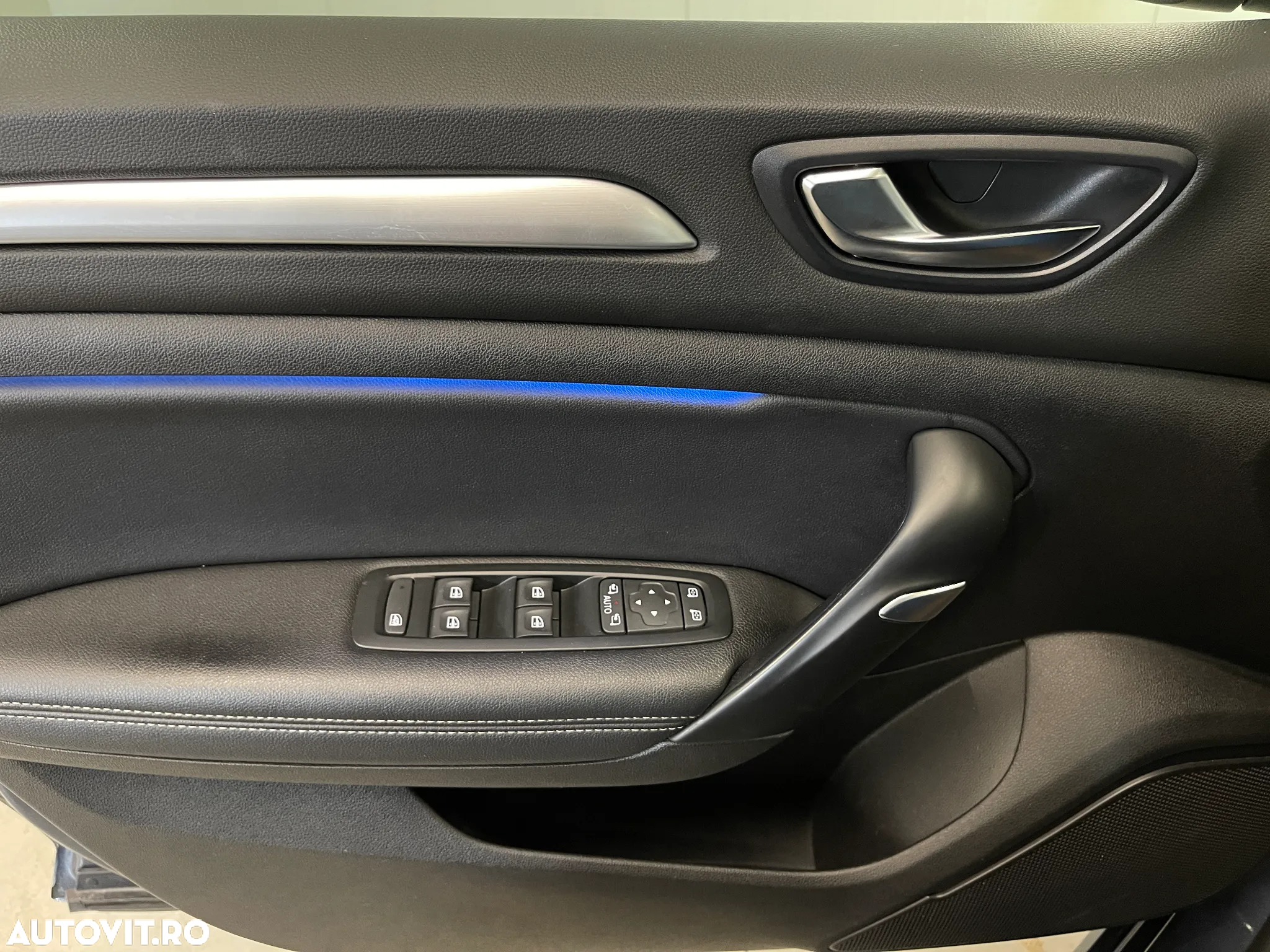 Renault Megane Blue dCi 116 Intens - 23