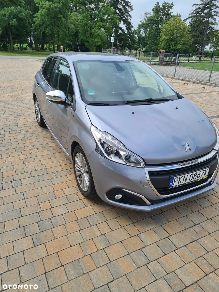 Peugeot 208 BlueHDi 100 Active - 1