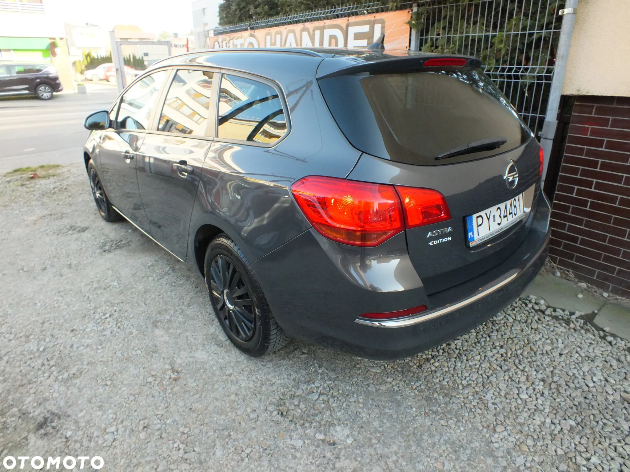 Opel Astra - 4