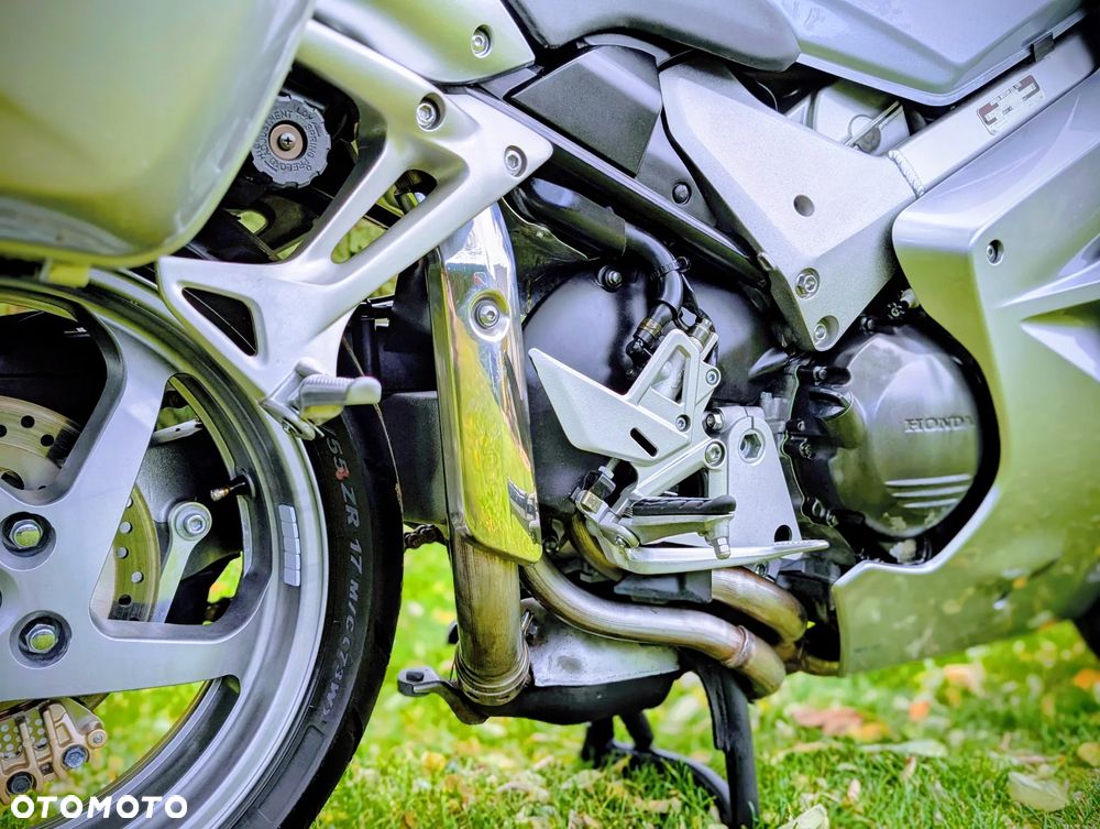 Honda VFR - 15