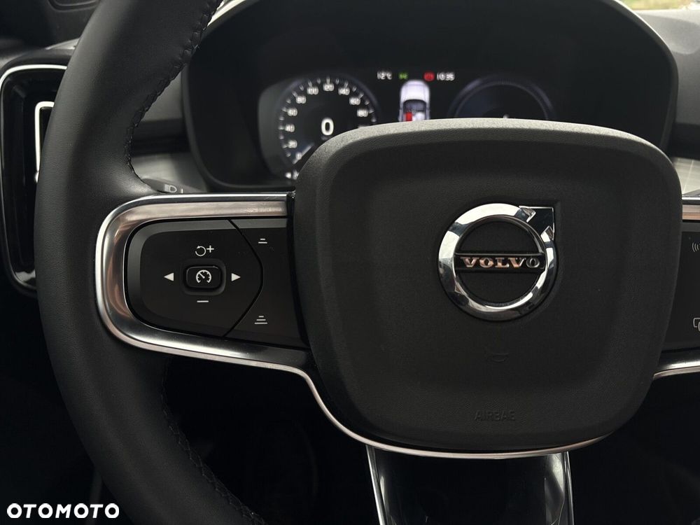 Volvo XC 40 T5 Plug-In Hybrid Core - 16