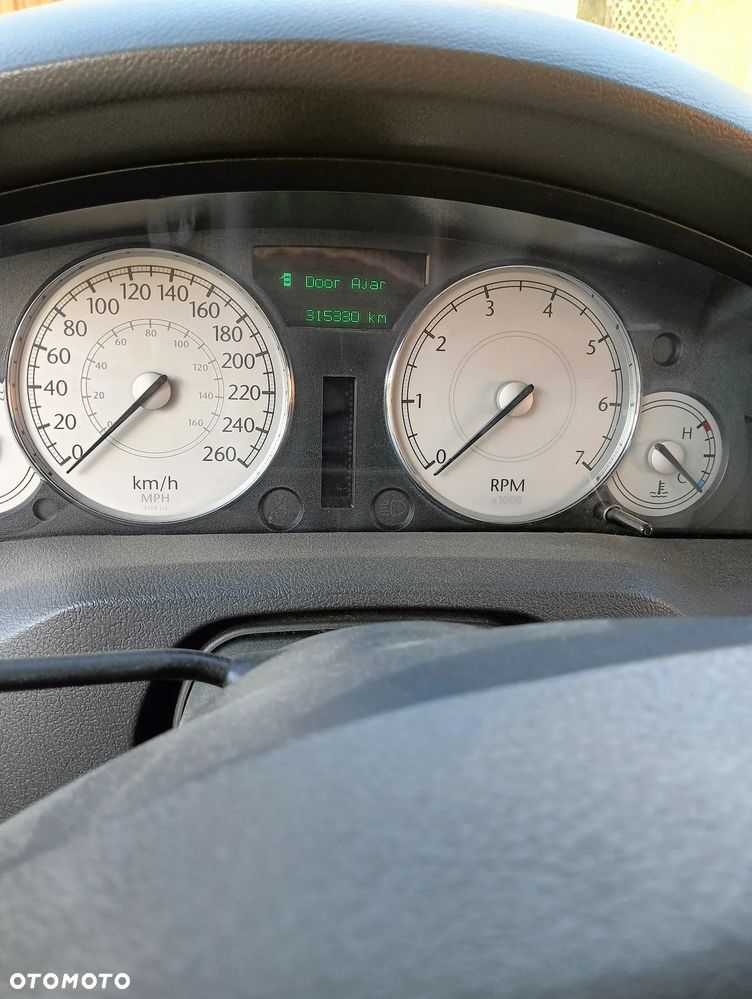 Chrysler 300C 3.0 V6 CRD - 12